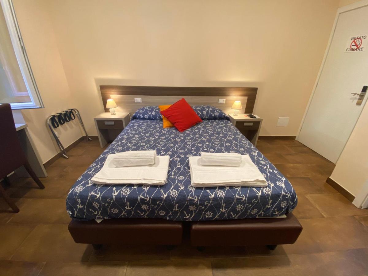 Hotel Good Night Moon La Spezia Zewnętrze zdjęcie