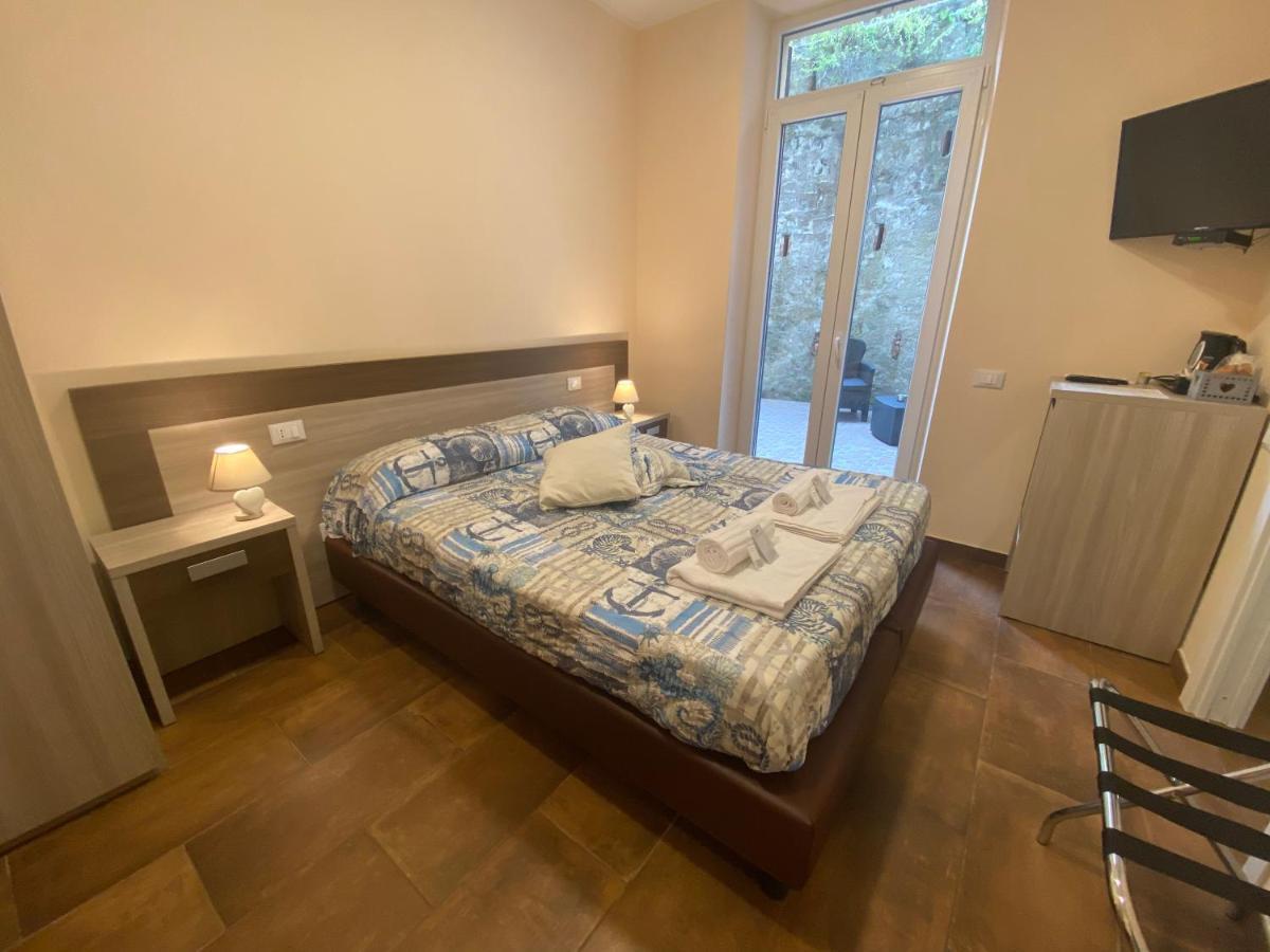 Hotel Good Night Moon La Spezia Zewnętrze zdjęcie